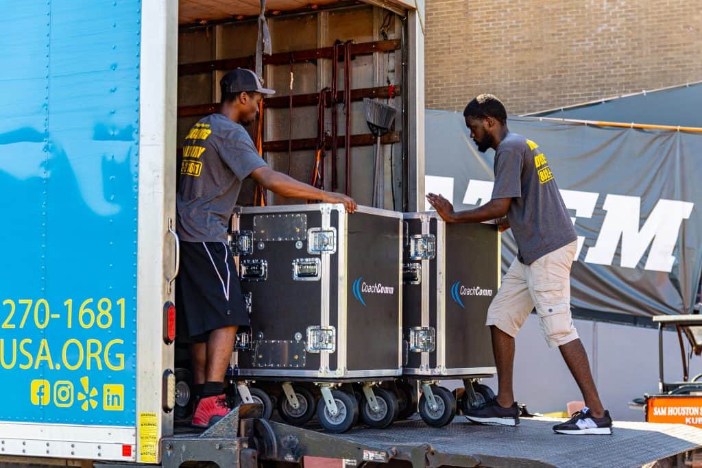 Houston Commercial movers loading